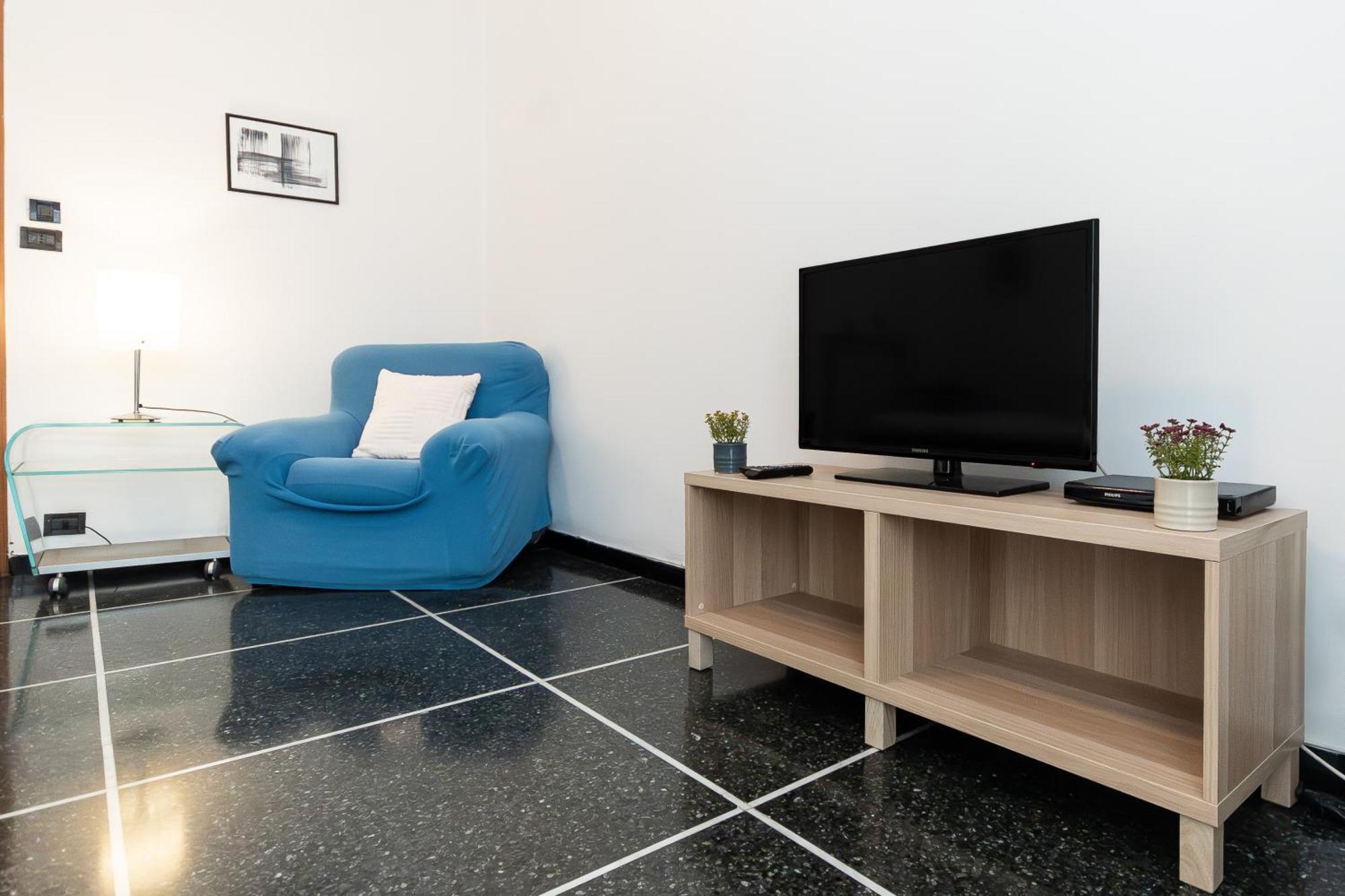 9Min Centro E Stazione Ferroviaria Apartment Genoa Bagian luar foto
