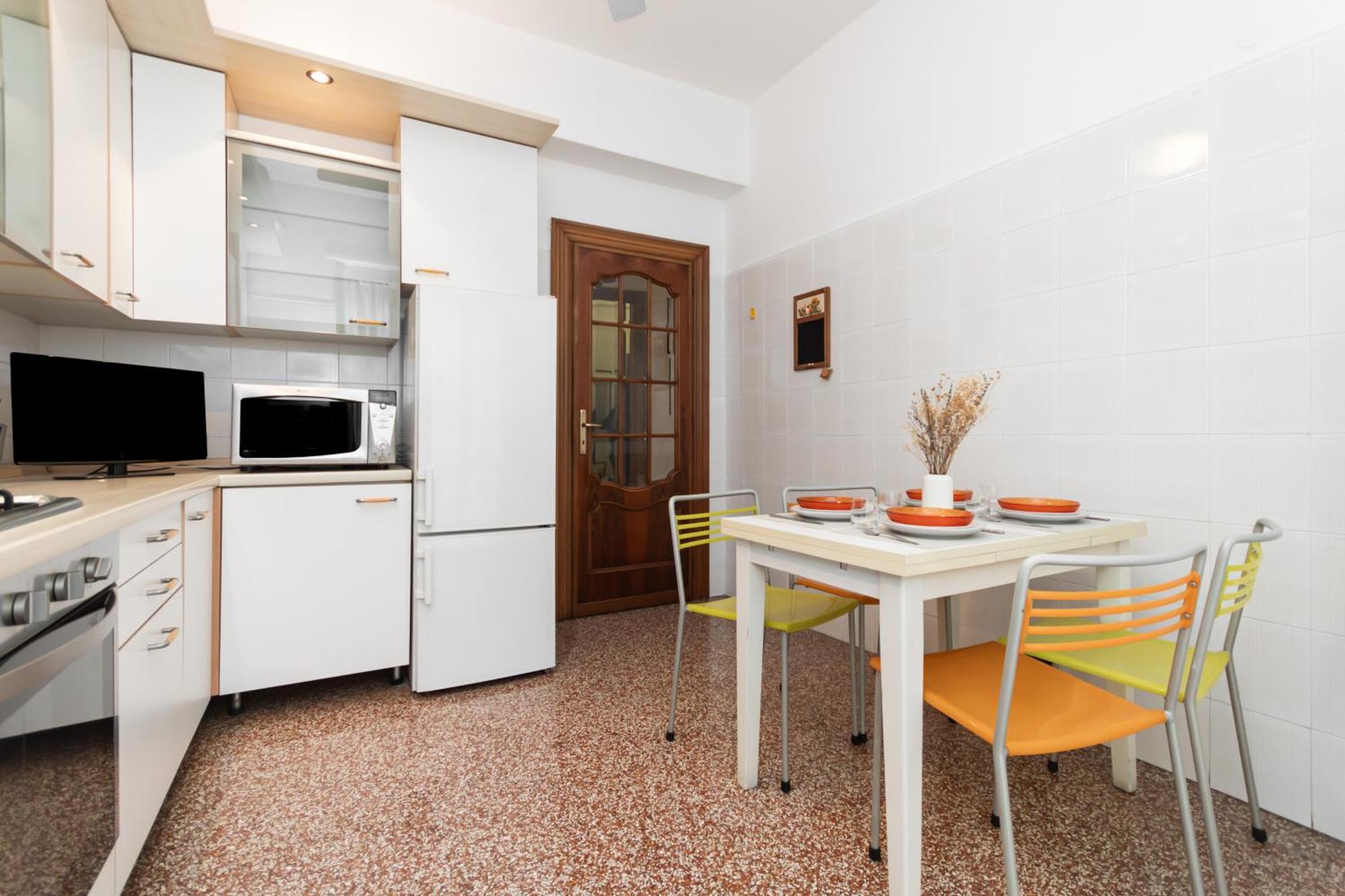 9Min Centro E Stazione Ferroviaria Apartment Genoa Bagian luar foto
