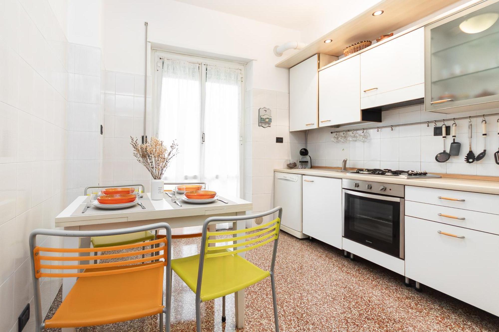 9Min Centro E Stazione Ferroviaria Apartment Genoa Bagian luar foto